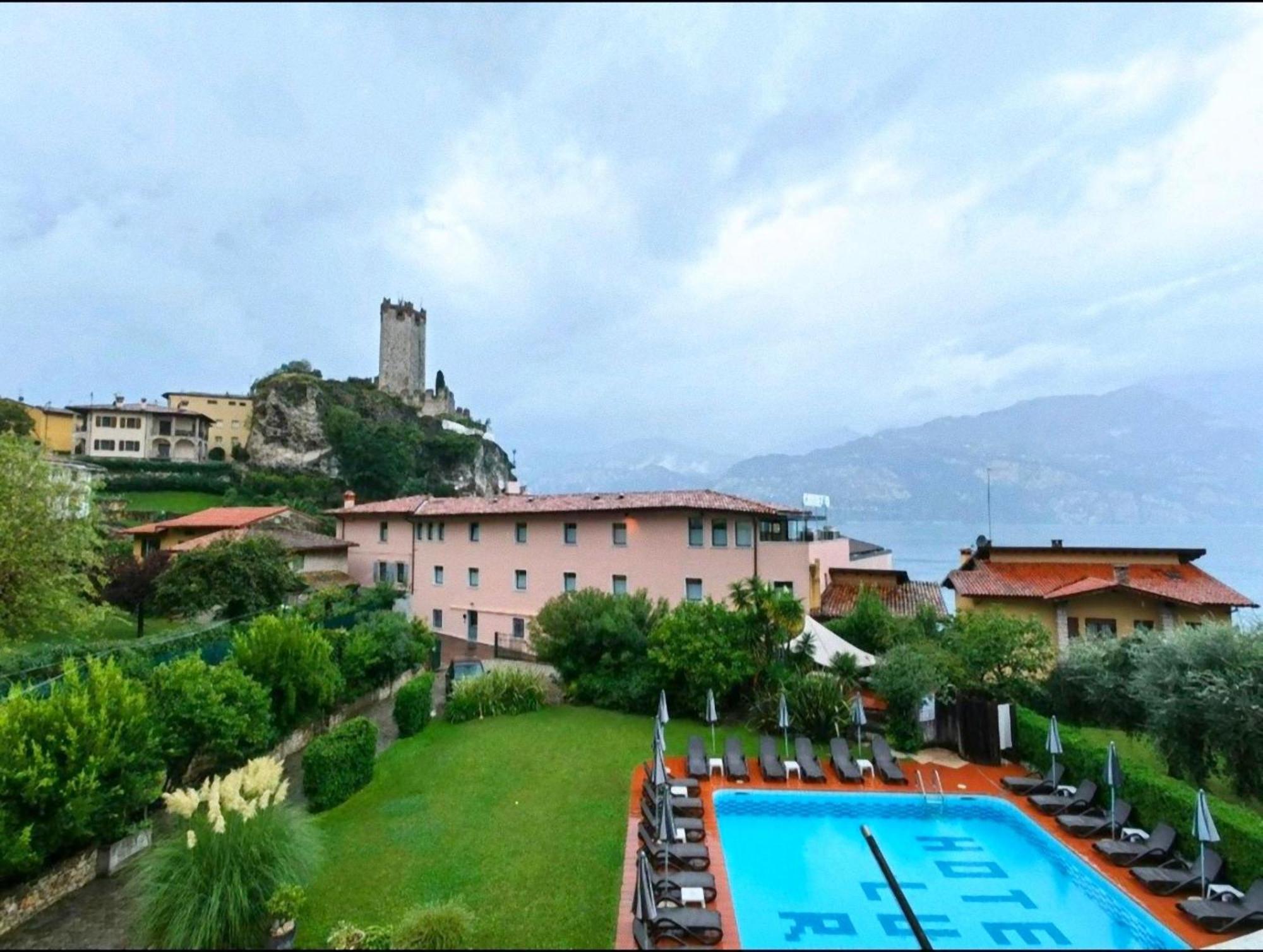 Hotel Luna Rossa (Adults Only) مالتشيزينيه المظهر الخارجي الصورة